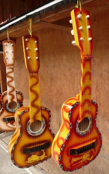 Spanska gitarrer — Stockfoto