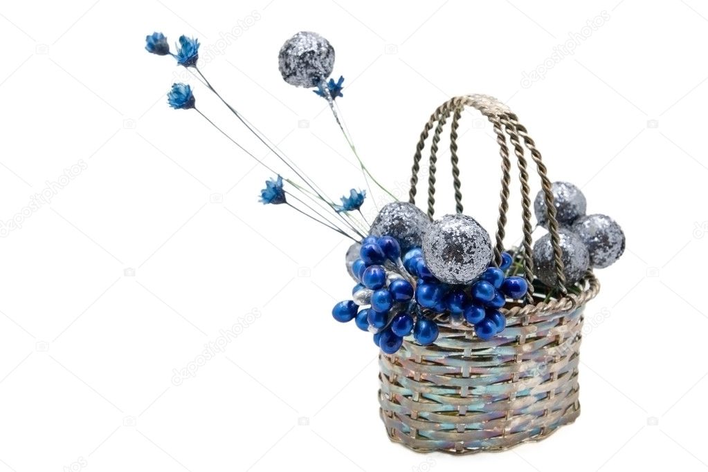 Metal decorative basket