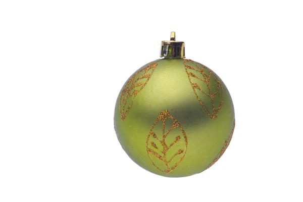 Зеленый рождественский мяч — стоковое фото