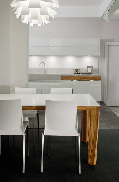 Elegant and luxury kitchen interior. — Stock Photo, Image
