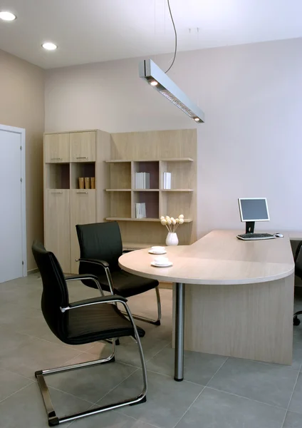 Elegante design de interiores de escritório — Fotografia de Stock