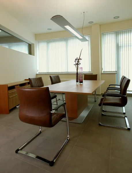 Elegante design de interiores de escritório Imagens Royalty-Free