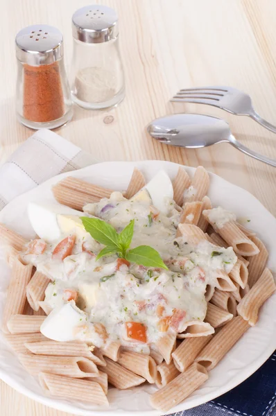 Spaghetti carbonara pasta