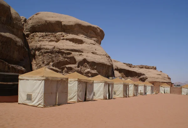 Бедуїни табір у пустелі Ліцензійні Стокові Зображення