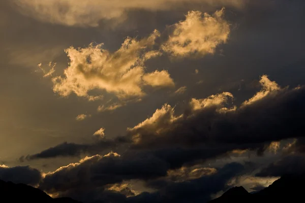Západ slunce v horách caucas — Stock fotografie