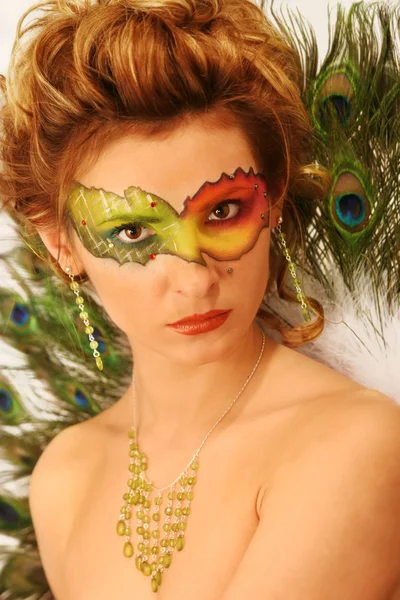 Trucco di fantasia della donna, Trucco della maschera del modello di moda, Colore del viso di Carnevale — Foto Stock