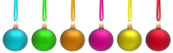 Різнокольорові різдвяні кульки зі стрічкою — стокове фото