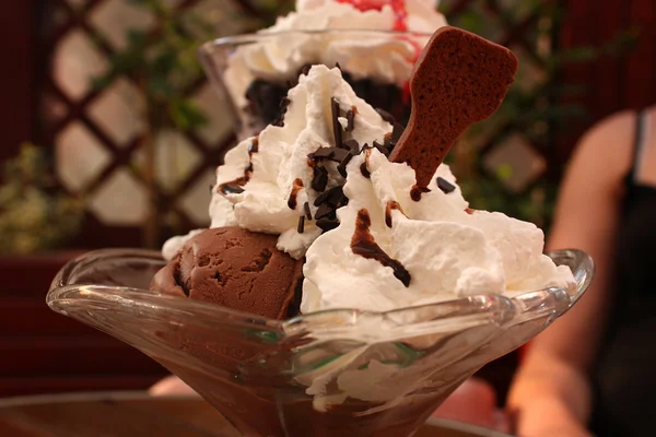 Ice cream with whipped cream — Stock Photo, Image