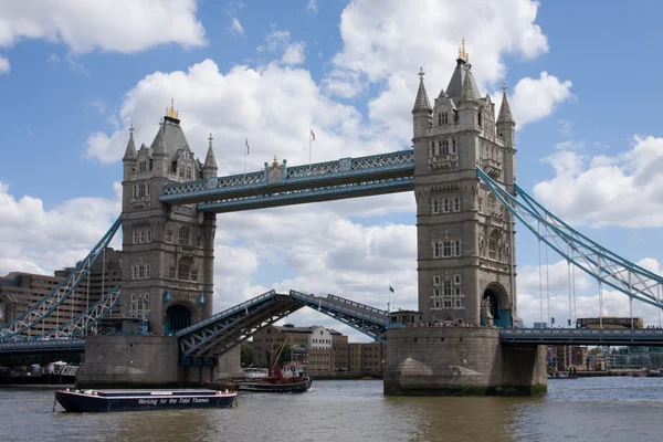 Tower Bridge, Open — Stock Photo, Image