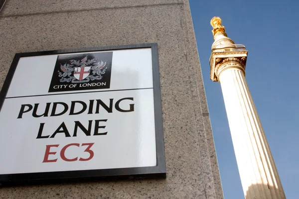 Pudding Lane and Monument, Londres Imagens De Bancos De Imagens