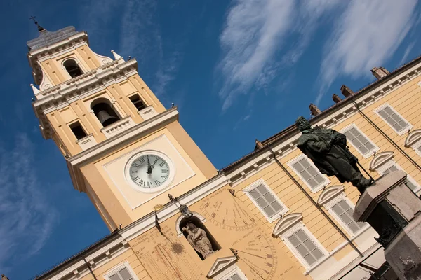 Gouverneurspalast, Parma, Italien lizenzfreie Stockfotos