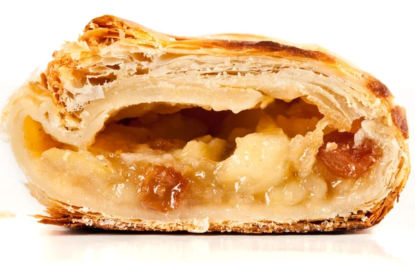 Apfelstrudel (яблочный пирог ) — стоковое фото