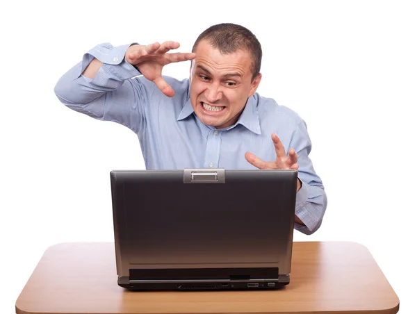 Rozzlobený podnikatel na laptop — Stock fotografie