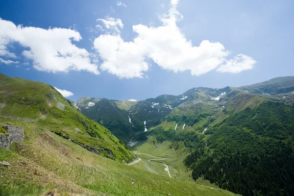 Făgăraş bergen i Rumänien — Stockfoto