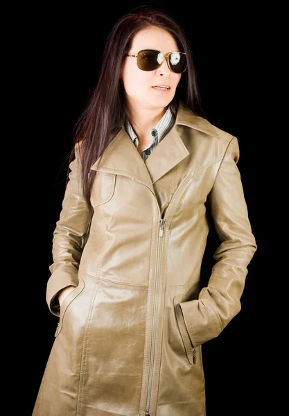 オーバー コートでかなりの女性 — ストック写真