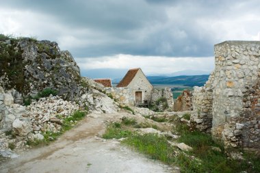 Romanya Ortaçağ Kalesi