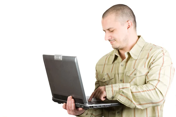 Casual affärsman med laptop — Stockfoto