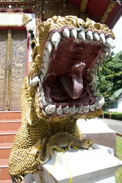 Buddhista templom Thaiföldön — Stock Fotó