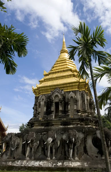Buddhistický chrám v Thajsku — Stock fotografie