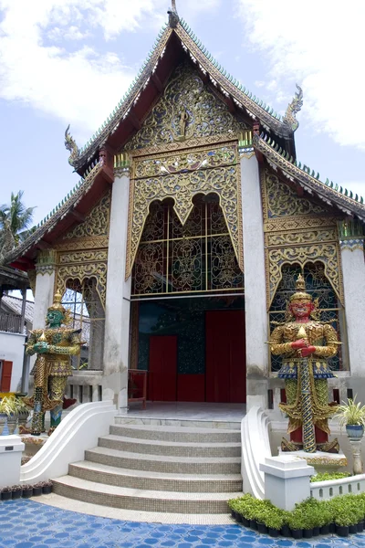 Буддийский храм в Таиланде — стоковое фото
