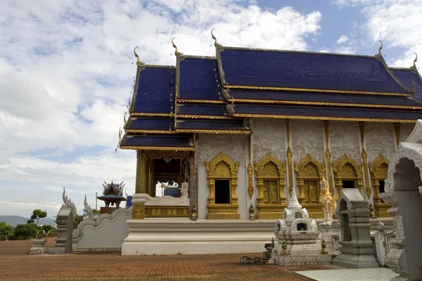 Буддійський храм у цьому — стокове фото