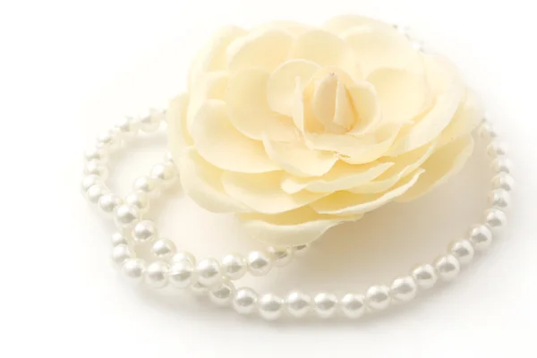 Perle e fiori — Foto Stock