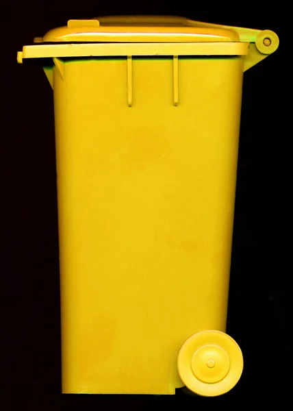 Papelera amarilla —  Fotos de Stock
