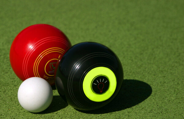 Lawn bowls
