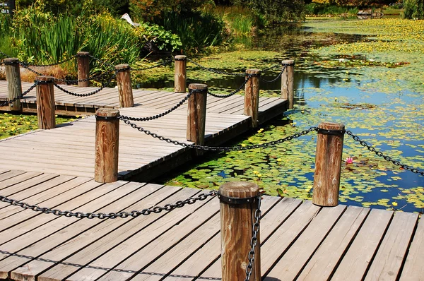 Garden pond dock — Stock Photo, Image