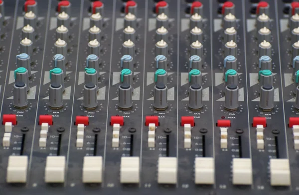 Oude geluid mixer — Stockfoto