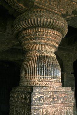 Pillar oyma