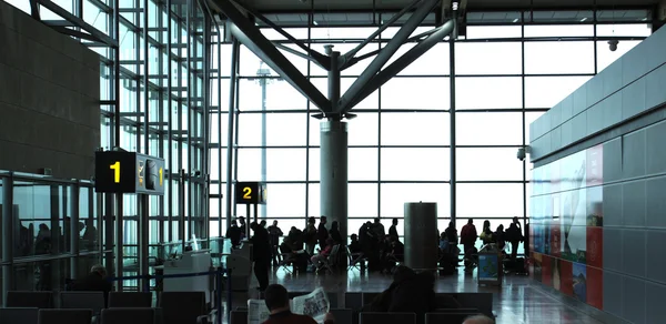 Passageiros do aeroporto — Fotografia de Stock
