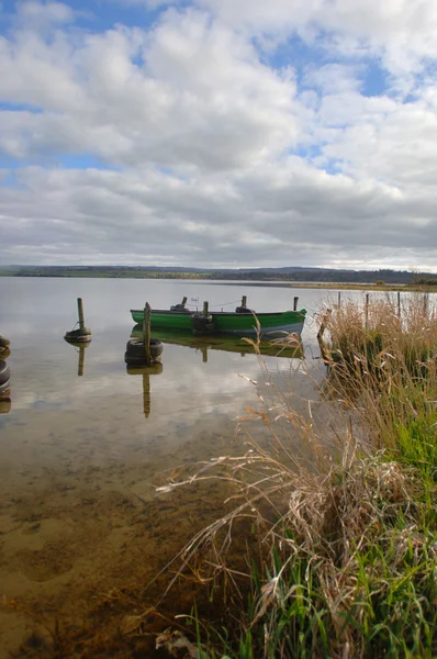 Lakeside Scene in Ireland — Stock Photo, Image