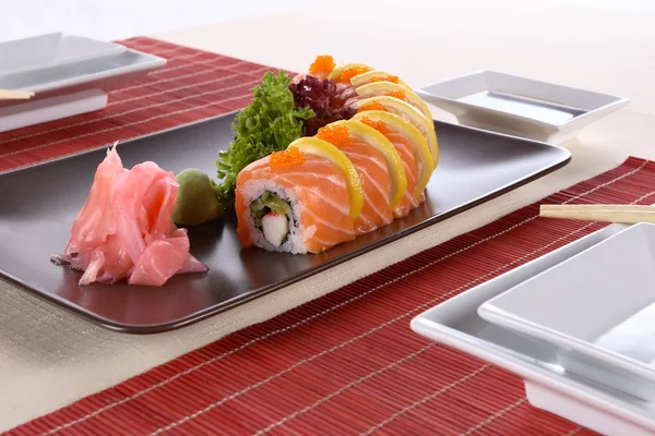 Bandeja de festa Sushi — Fotografia de Stock