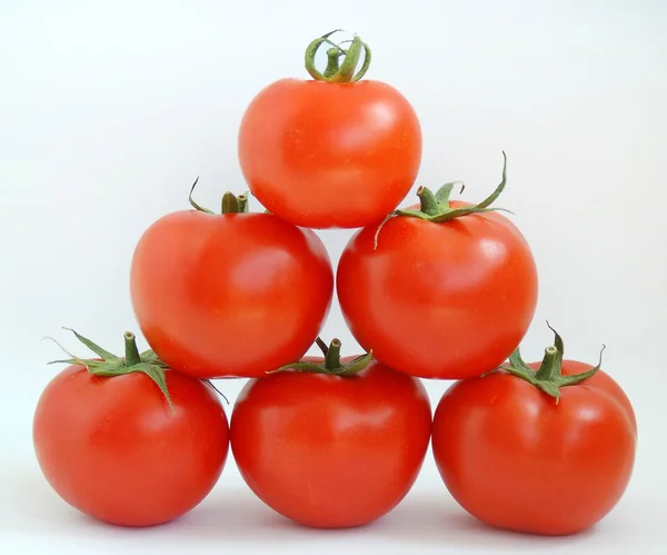 Пирамидные помидоры — стоковое фото