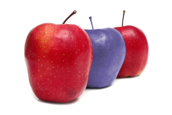 Jabłka czerwony i niebieski — Zdjęcie stockowe