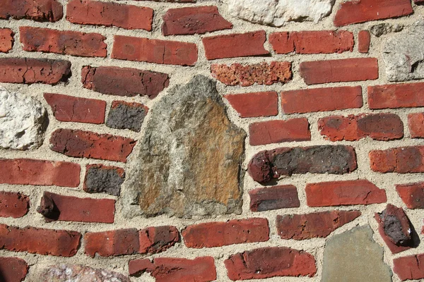 붉은 벽돌 및 돌 배경 — 스톡 사진