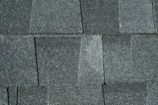 Czarnych asfaltowych pokryć dachowych — Zdjęcie stockowe