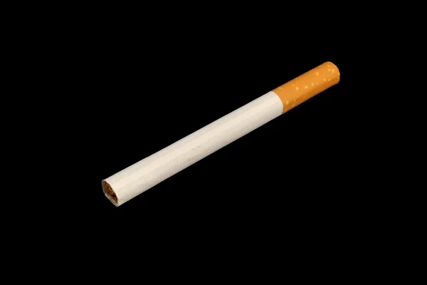 Απομονωμένες τσιγάρων σε μαύρο φόντο — Φωτογραφία Αρχείου