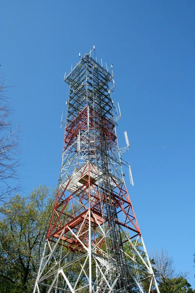 Torre de antena de rádio — Fotografia de Stock
