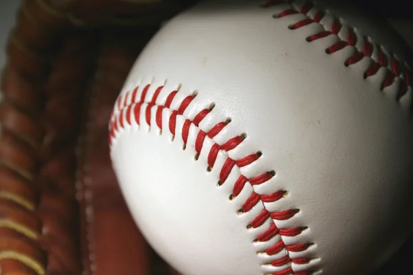 Béisbol y guante — Foto de Stock