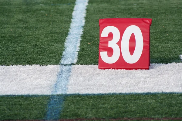 Futbol otuz yard marker — Stok fotoğraf