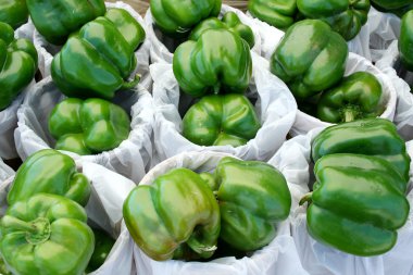 Green Bell Peppers clipart