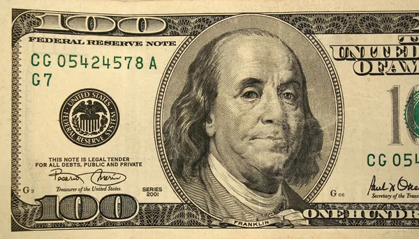 Metade dianteira de uma nota de cem dólares — Fotografia de Stock