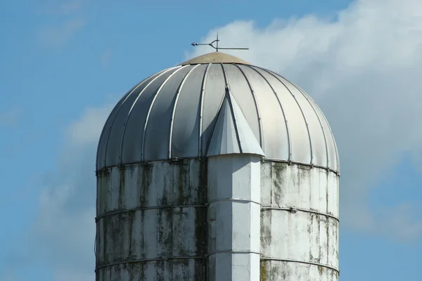 Зернохранилище — стоковое фото