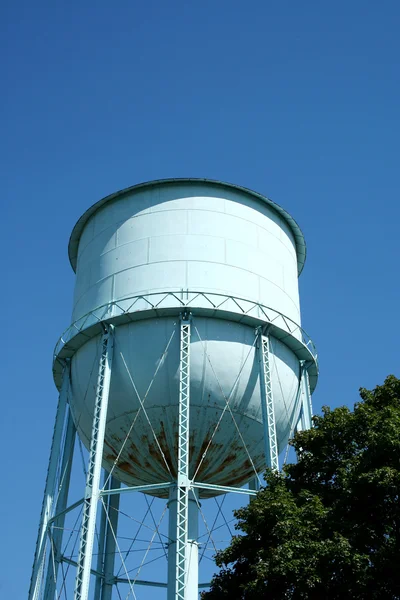 Torre de agua azul —  Fotos de Stock