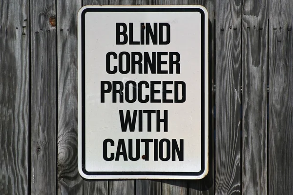 Signo de esquina ciega — Foto de Stock