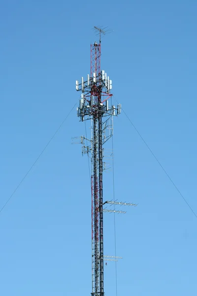 Torre del teléfono celular —  Fotos de Stock