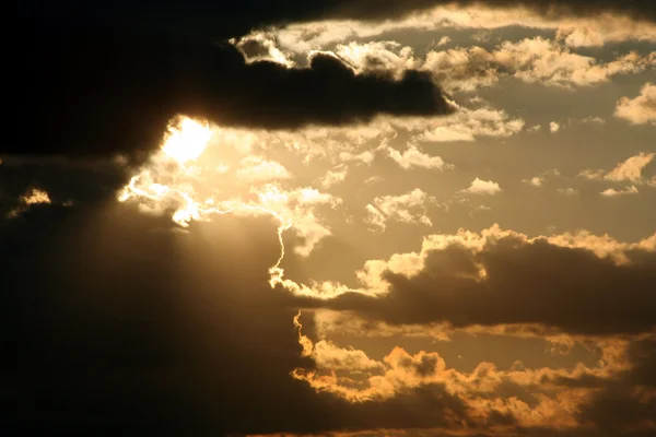 Sole e nuvole — Foto Stock