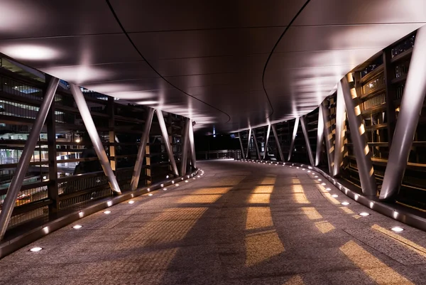 现代天桥 — 图库照片